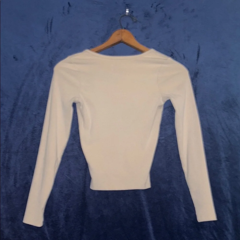 Hollister Tan Long Sleeve Fitted Bodysuit - Picture 4 of 6